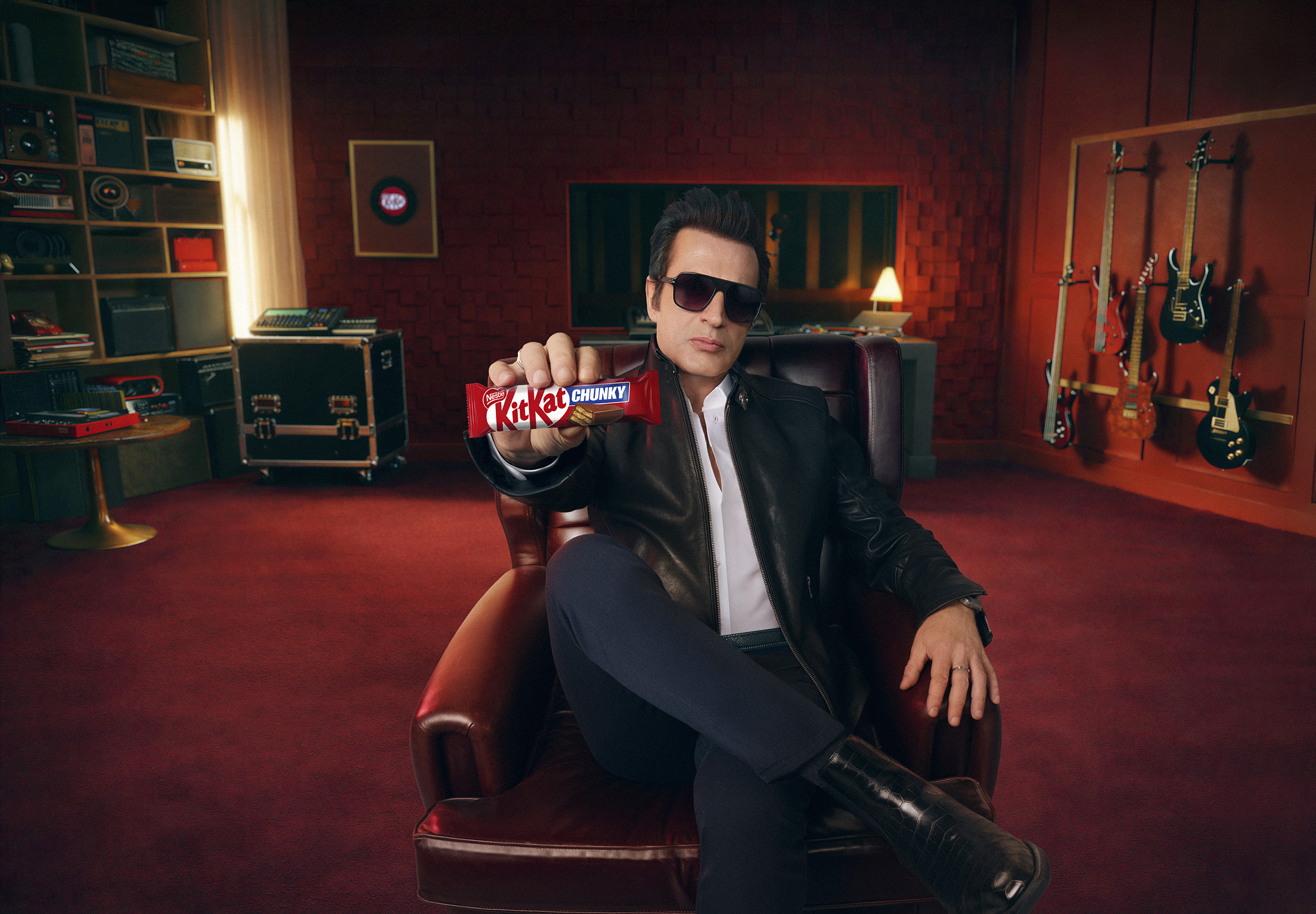 Nestle Kitkat Chunky x Teoman (1)